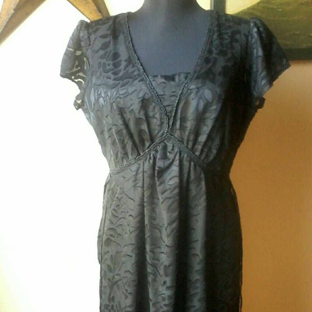 Maternity dress - Picture 2 of 4